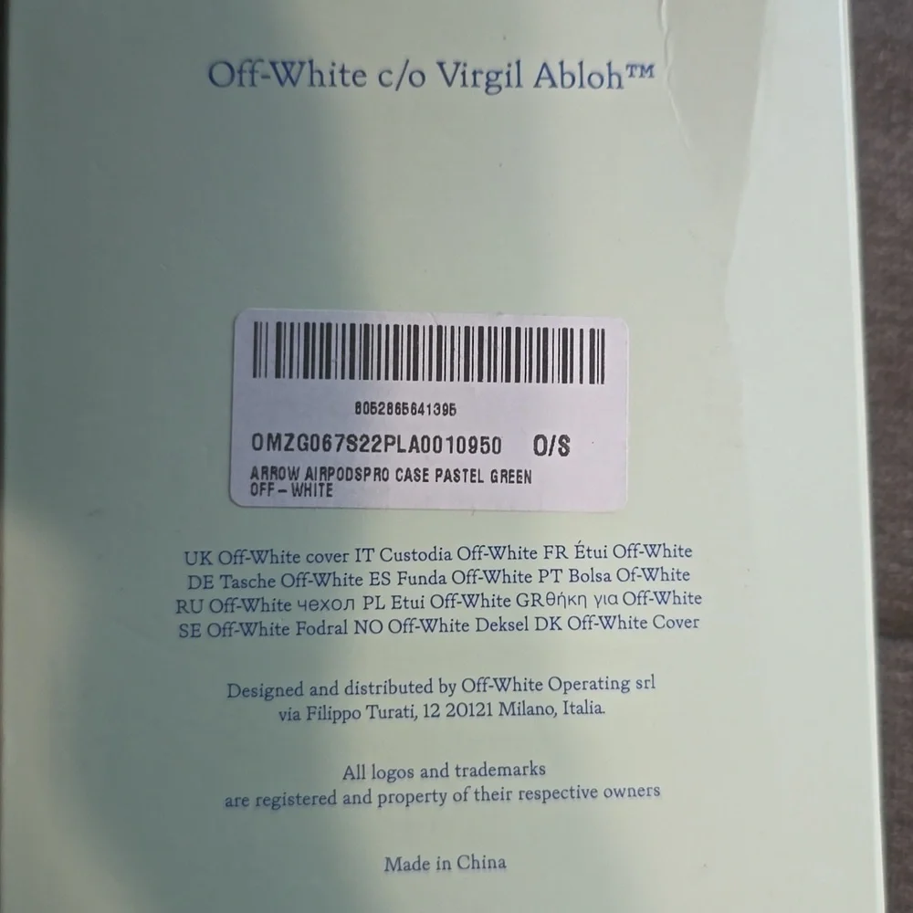 Off-White Green & Gray Arrow AirPods Pro Case